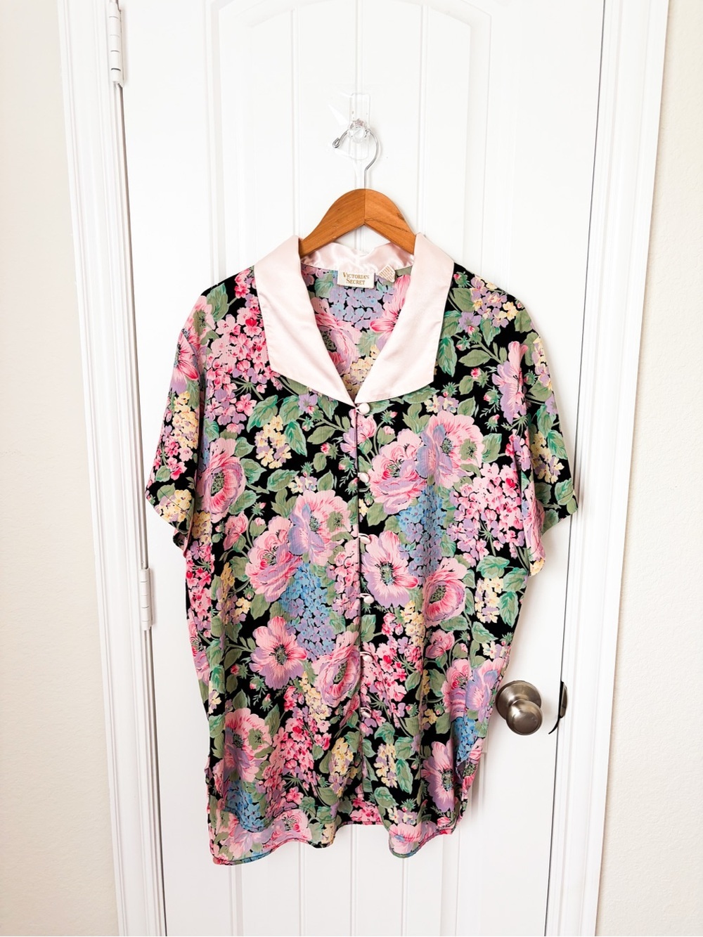 Vintage Victoria’s Secret Floral Sleep Shirt Size Petite Small